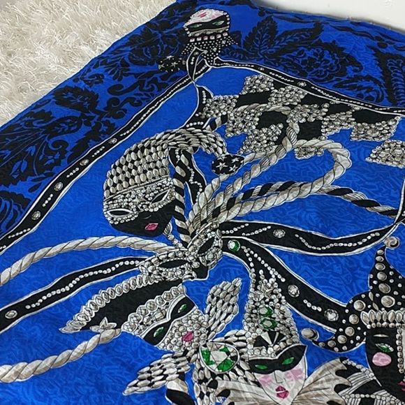 Mardi Gras print scarf Louis Feraud - Picture 5 of 8